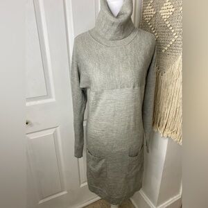 NWOT QI Cozy Gray Turtleneck Sweater Dress